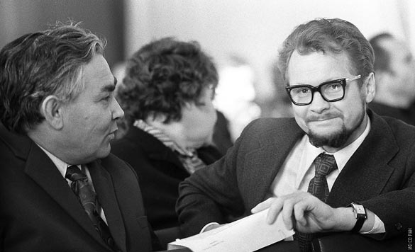 С Иваном Александровичем Терсковым (он слева), 1981 г.