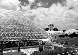   $200 млн на строительство исследовательского комплекса «Biosphere-2» в Аризоне выделил американский миллиардер Эдвард Басс.