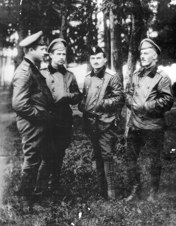 Т. К. Кравцов — третий слева