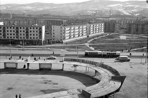 Предмостная площадь образца 1969 г. Фотография с сайта www.fotoyarsk.ru