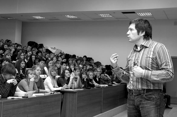 2008 г., в гостях у студентов-журналистов В. Соловьёв